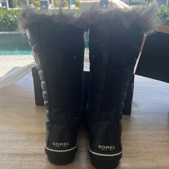 Sorel Toffino  waterproof black/ fur boots - Picture 10 of 14